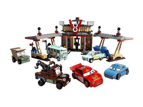 Boîte Cars 2 ''V8 Café'' Lego  8487