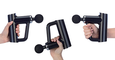 une main qui montre les differentes façon de tenir le pistolet de massage